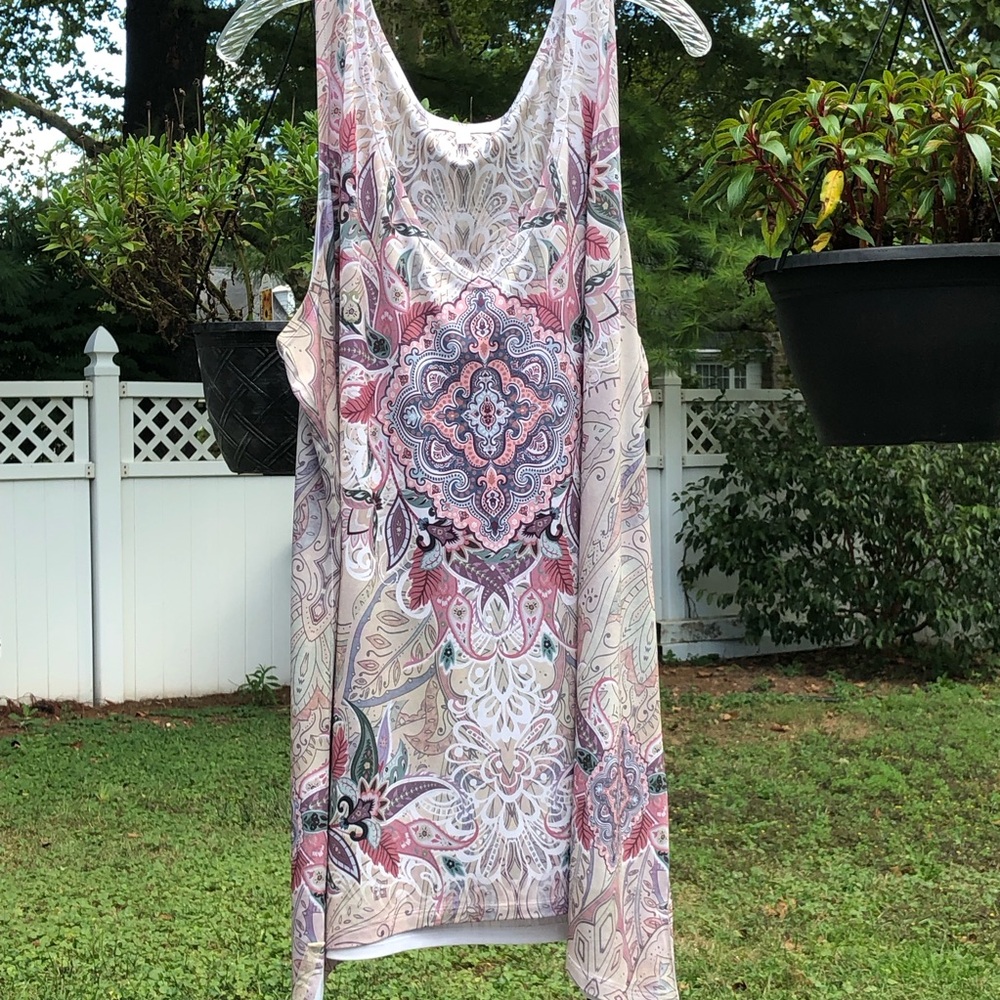 2/$10 Paisley Sleeveless Top